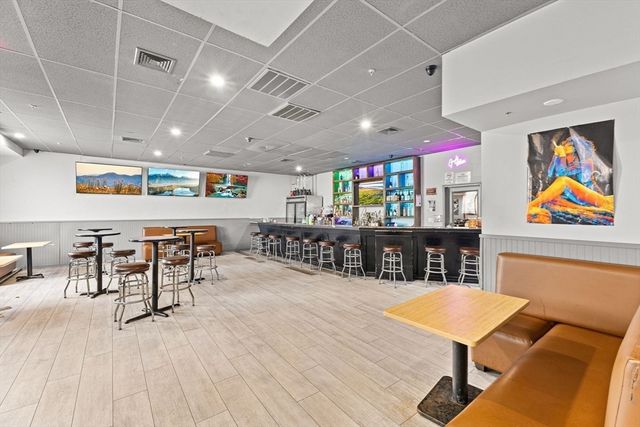 1613-1621 Acushnet Ave, New Bedford, MA 02746