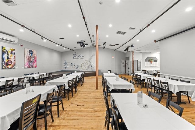 1613-1621 Acushnet Ave, New Bedford, MA 02746