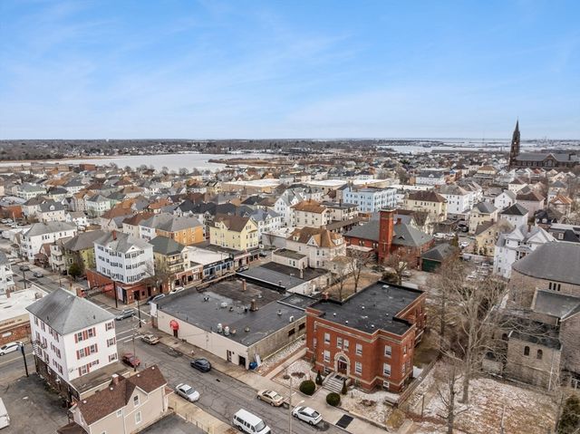 1613-1621 Acushnet Ave, New Bedford, MA 02746