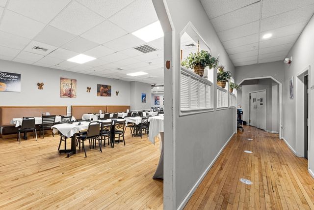 1613-1621 Acushnet Ave, New Bedford, MA 02746