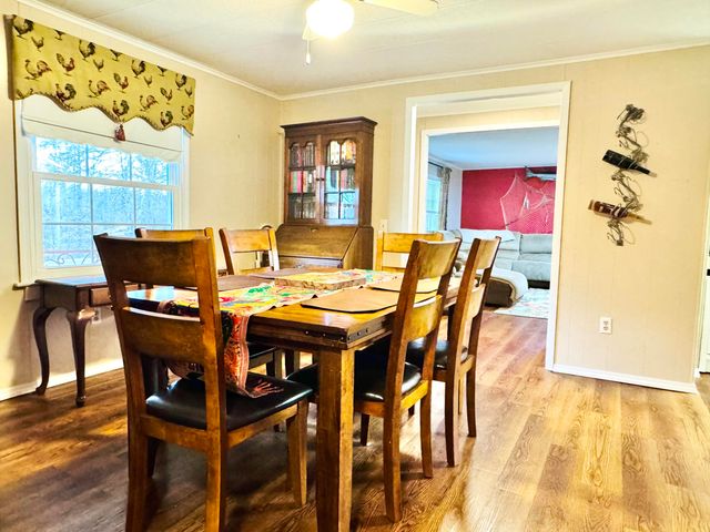 693 Scotts Chapel Road, Jamestown, KY 42629