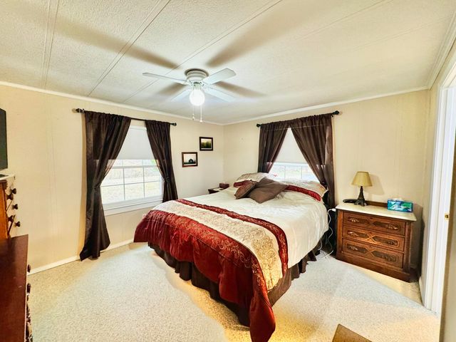 693 Scotts Chapel Road, Jamestown, KY 42629