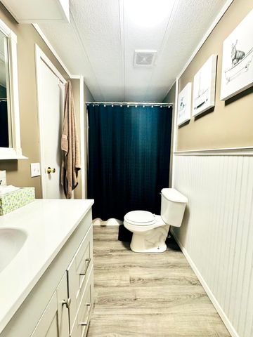 693 Scotts Chapel Road, Jamestown, KY 42629