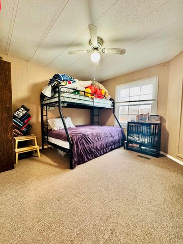 693 Scotts Chapel Road, Jamestown, KY 42629