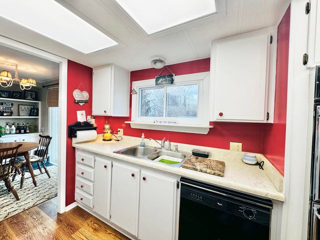 693 Scotts Chapel Road, Jamestown, KY 42629