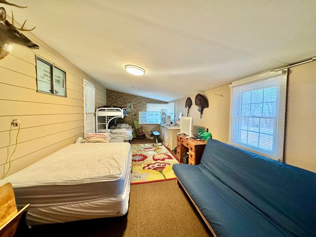 693 Scotts Chapel Road, Jamestown, KY 42629