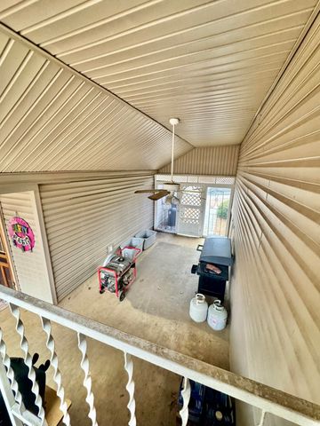 693 Scotts Chapel Road, Jamestown, KY 42629