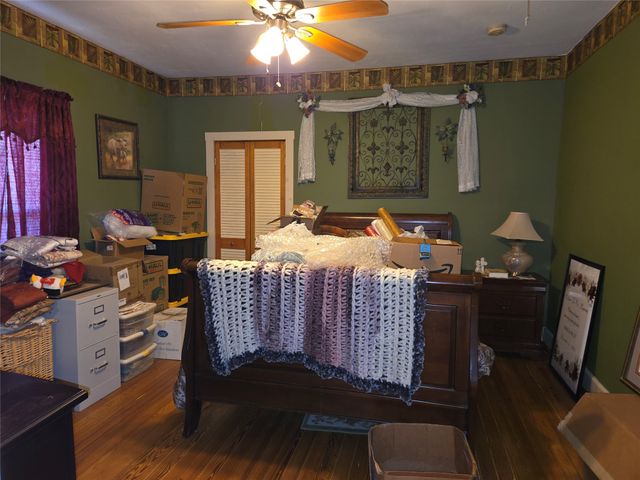 6113 Broadway Avenue, Haltom City, TX 76117