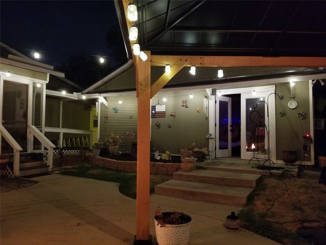 6113 Broadway Avenue, Haltom City, TX 76117