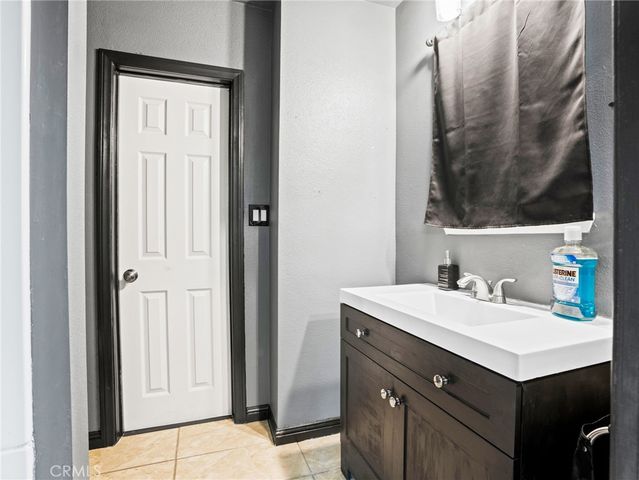 4620 East Charlton, Hemet, CA 92544