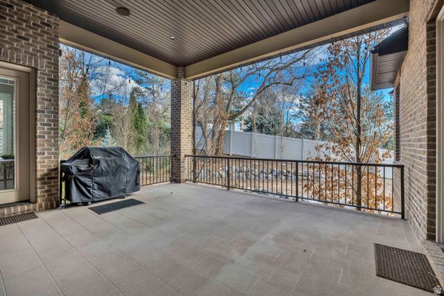 1714 E RACHELWOOD LN, Holladay, UT 84124