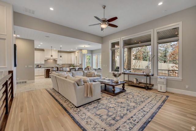 1714 E RACHELWOOD LN, Holladay, UT 84124