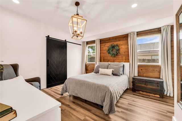 911 N 31st Street, Waco, TX 76707
