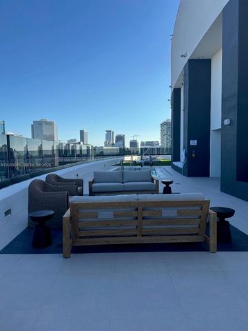 225 N Miami Avenue 3203, Miami, FL 33128