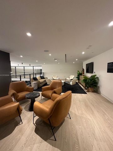 225 N Miami Avenue 3203, Miami, FL 33128