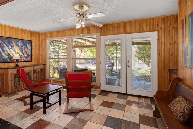 104 Oakcrest Court, Trinidad, TX 75163