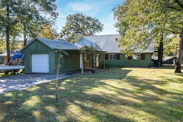 104 Oakcrest Court, Trinidad, TX 75163