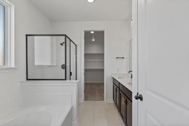 9919 Red Knot Street, Mont Belvieu, TX 77523