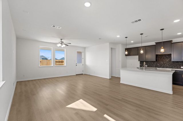 9919 Red Knot Street, Mont Belvieu, TX 77523