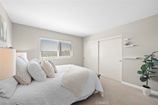 11088 Blue Allium Avenue, Fountain Valley, CA 92708