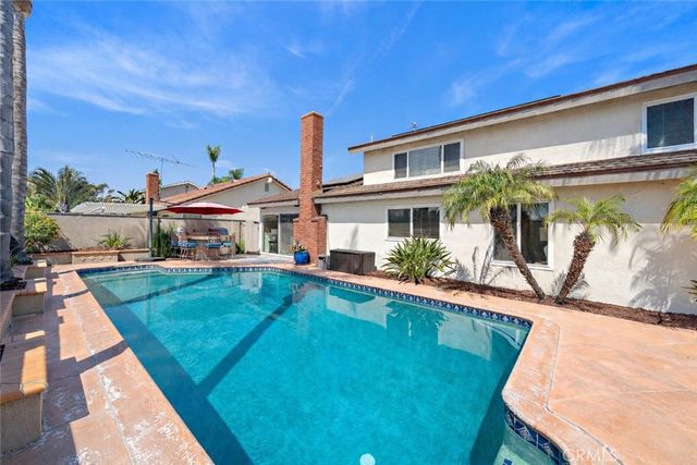 11088 Blue Allium Avenue, Fountain Valley, CA 92708