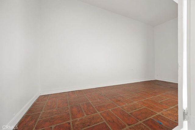 903 Queens Ct., Santa Maria, CA 93454