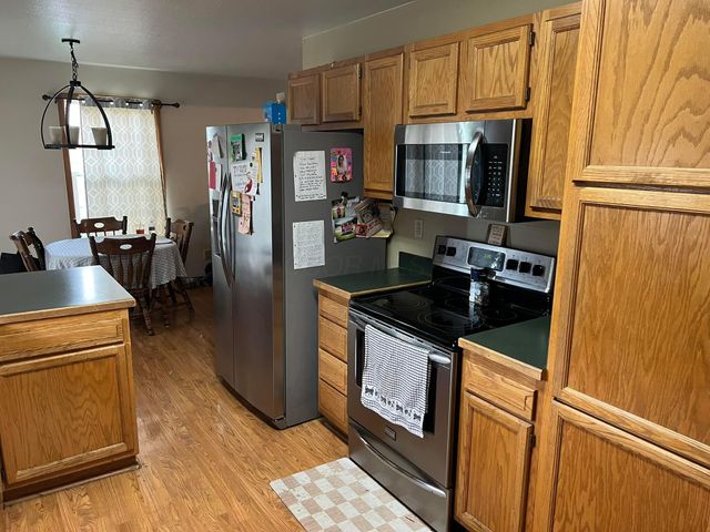 5024 Nelson Drive, Ashville, OH 43103