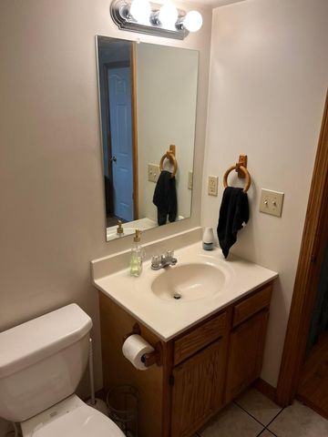 5024 Nelson Drive, Ashville, OH 43103