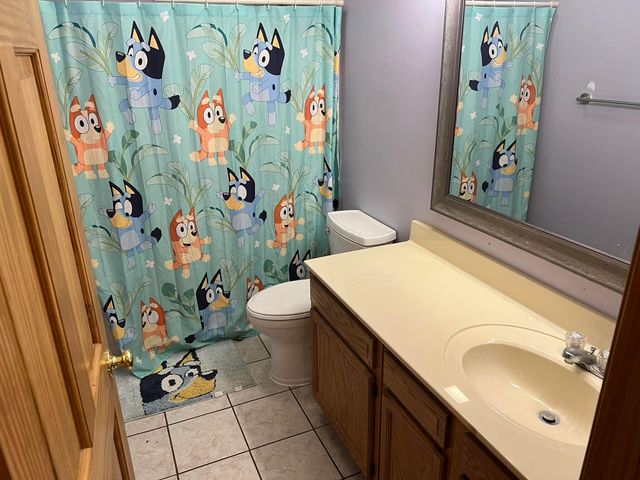 5024 Nelson Drive, Ashville, OH 43103