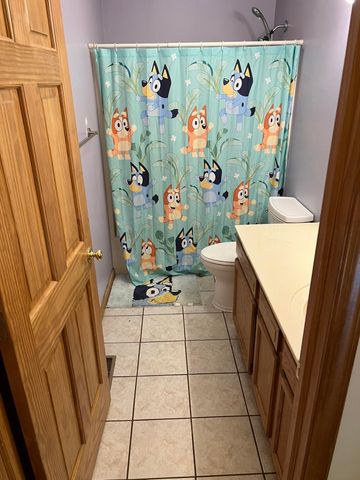 5024 Nelson Drive, Ashville, OH 43103