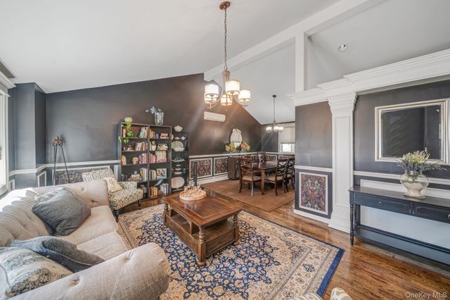 17 Rolling Hills Drive, Ridge, NY 11961