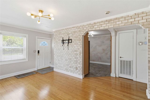2713 W BRADDOCK STREET, Tampa, FL 33607