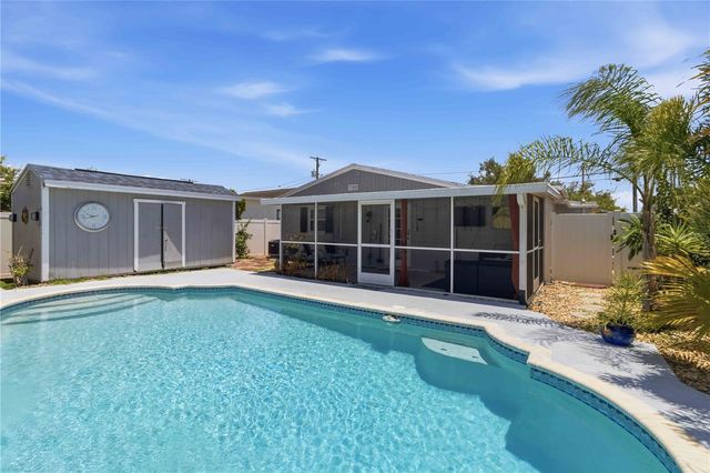 2713 W BRADDOCK STREET, Tampa, FL 33607