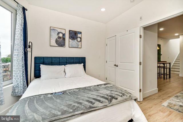 2217 W THOMPSON ST, Philadelphia, PA 19121