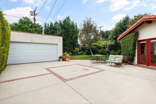 14052 Davana Terrace, Sherman Oaks, CA 91423