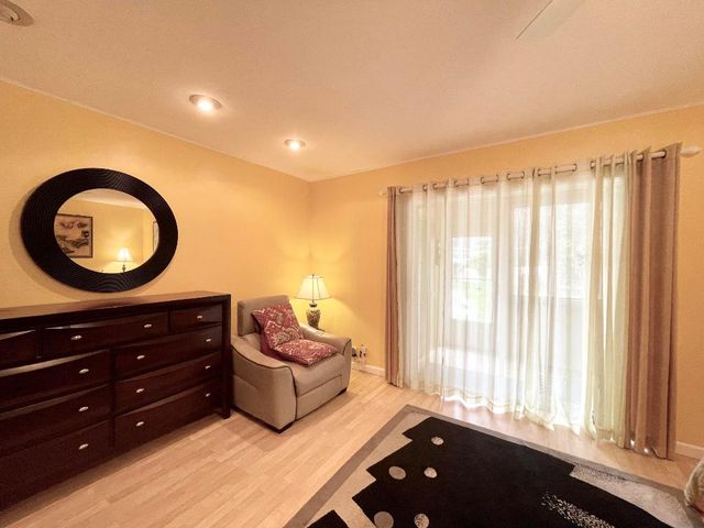 3120 Cynthia Lane 112, Lake Worth Beach, FL 33461