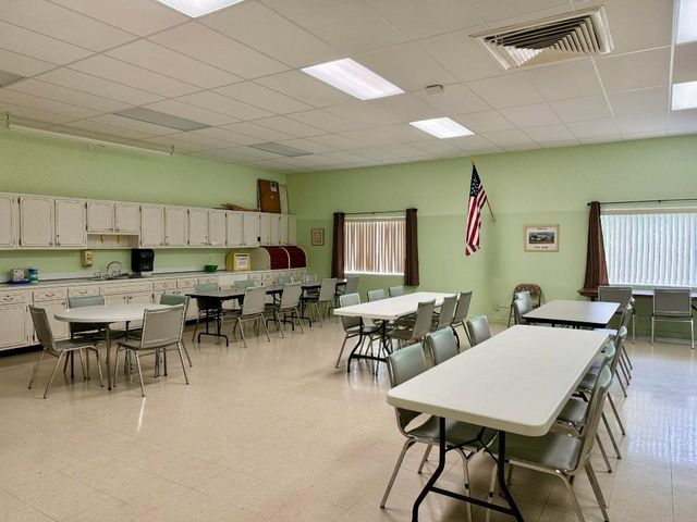 3120 Cynthia Lane 112, Lake Worth Beach, FL 33461