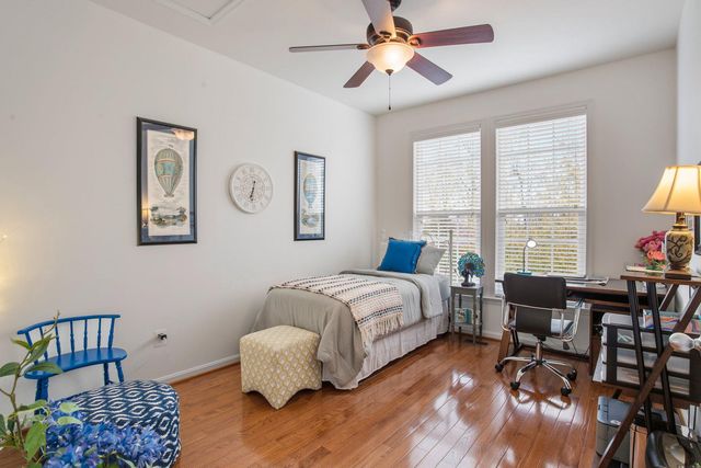 19466 FRONT ST, Leesburg, VA 20176