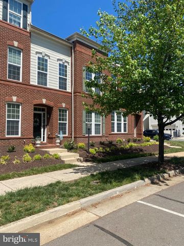 19466 FRONT ST, Leesburg, VA 20176