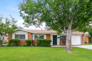 3114 Harvard Street N, Irving, TX 75062