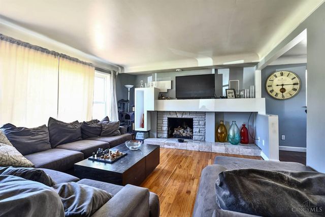 992 Rosetree Lane, Anderson Twp, OH 45230