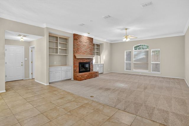 5720 Hillcrest Place, Midland, TX 79707