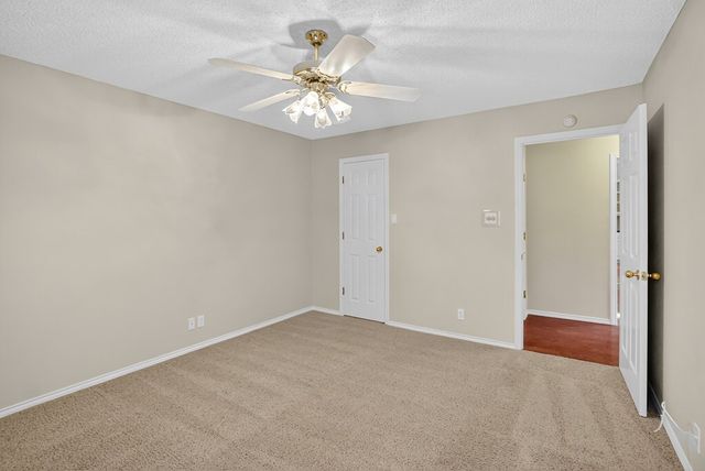 5720 Hillcrest Place, Midland, TX 79707