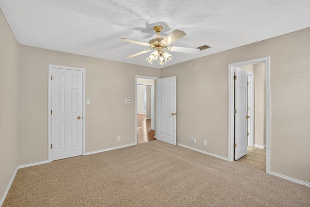 5720 Hillcrest Place, Midland, TX 79707