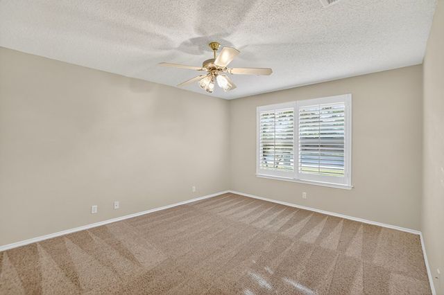 5720 Hillcrest Place, Midland, TX 79707