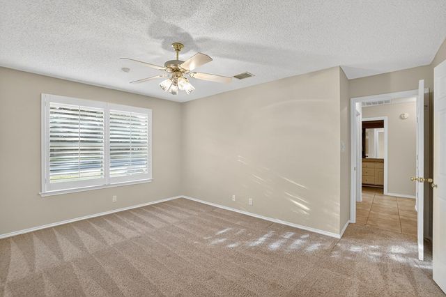 5720 Hillcrest Place, Midland, TX 79707