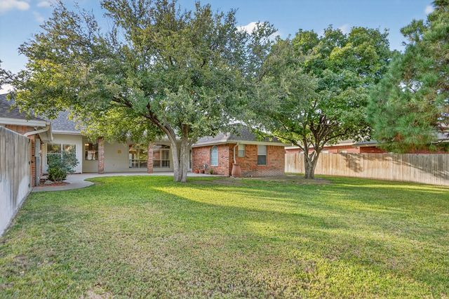 5720 Hillcrest Place, Midland, TX 79707