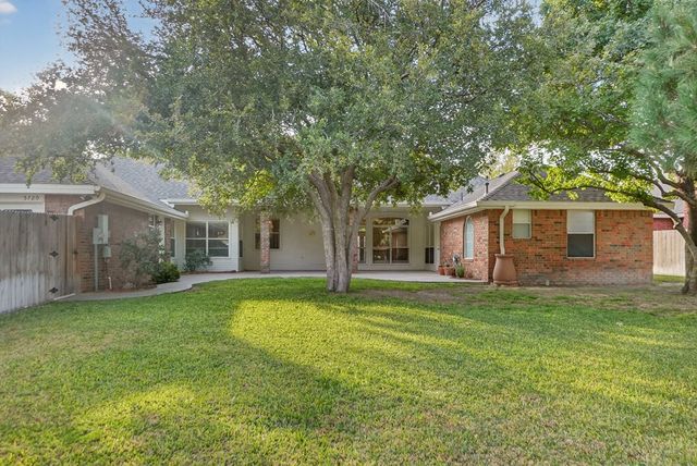 5720 Hillcrest Place, Midland, TX 79707