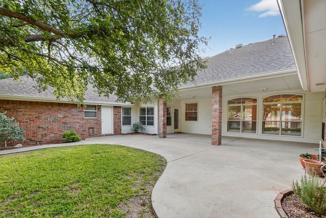 5720 Hillcrest Place, Midland, TX 79707