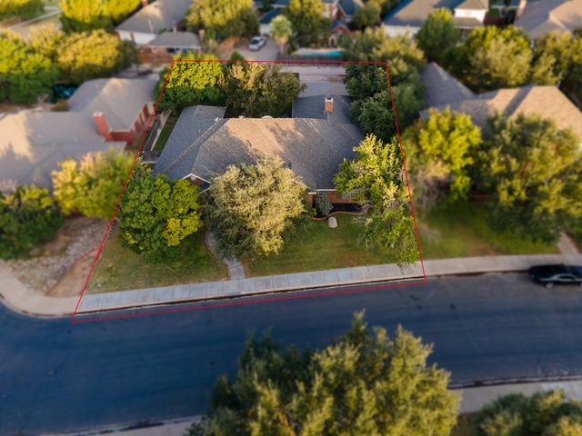 5720 Hillcrest Place, Midland, TX 79707